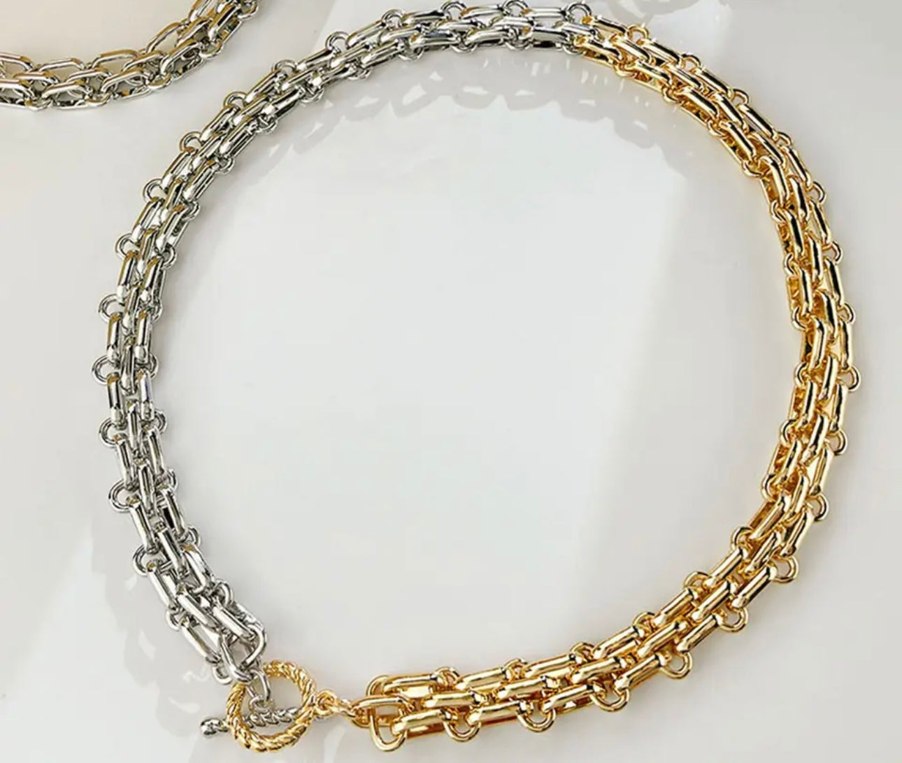 Two-Tone Chunky Necklace